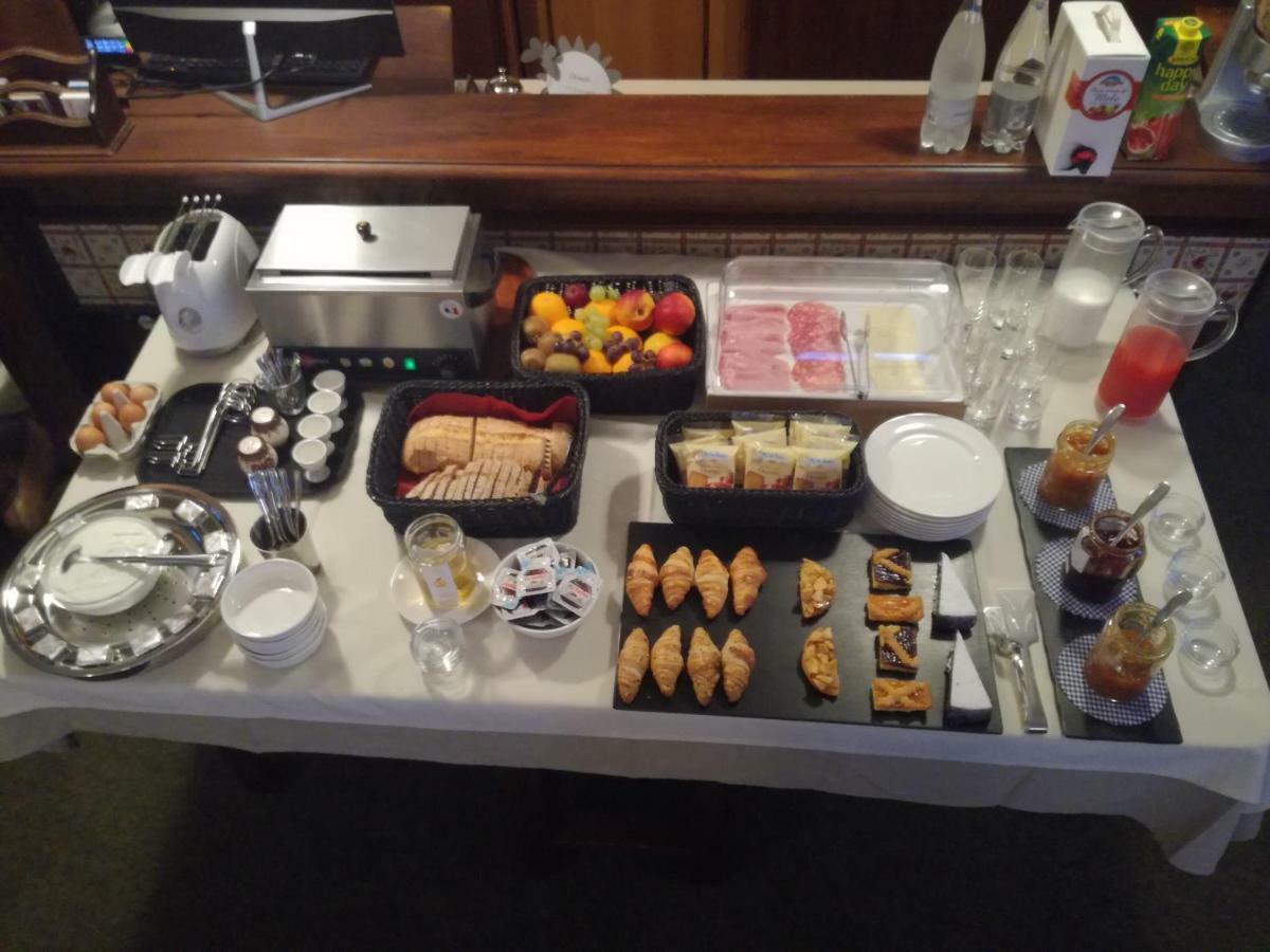 穆布雷伊莫里迪娜酒店 瓦托内切 外观 照片